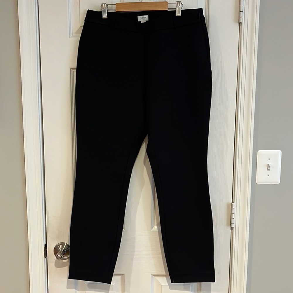 J.Crew Women’s Black Stretch pant with side zipper NWT